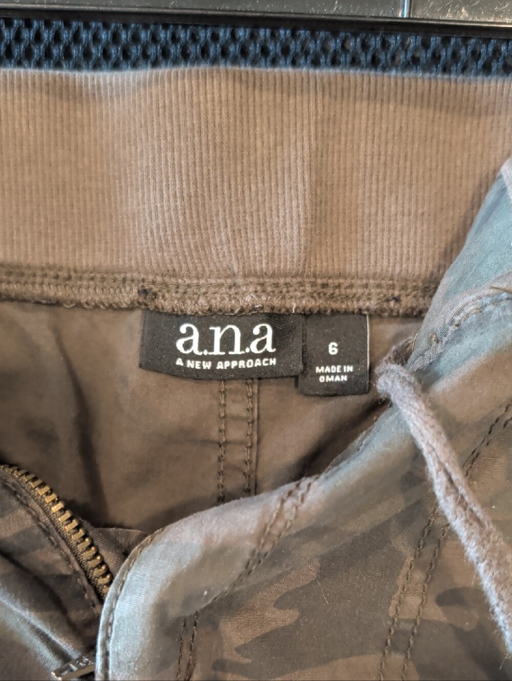 a.n.a Men's Olive Camouflage Zip Hoodie Jacket